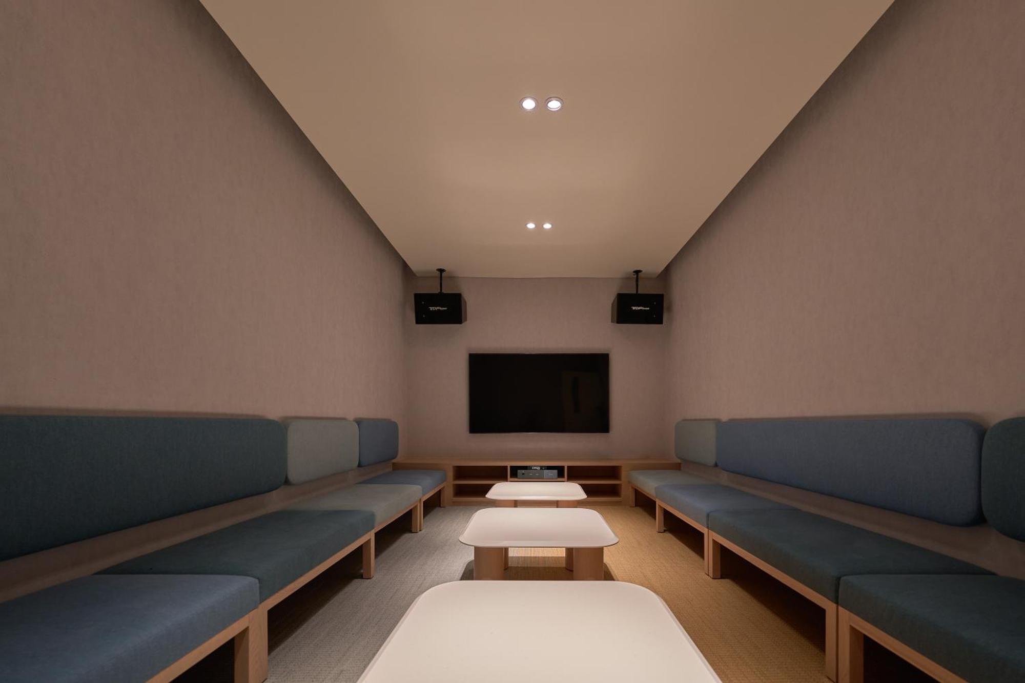 Hotel Royal Chiao Hsi Jiaoxi Extérieur photo The screening room