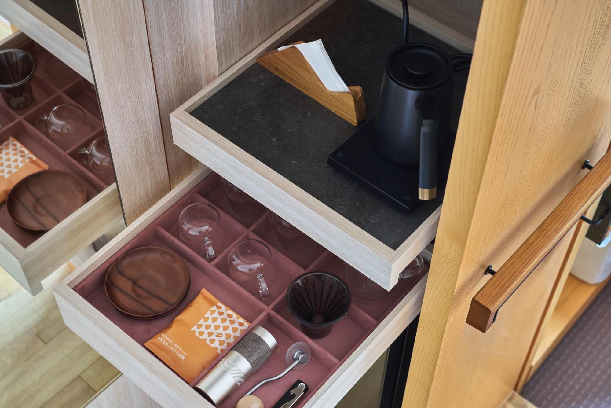 Hotel Royal Chiao Hsi Jiaoxi Extérieur photo A drawer with a divider