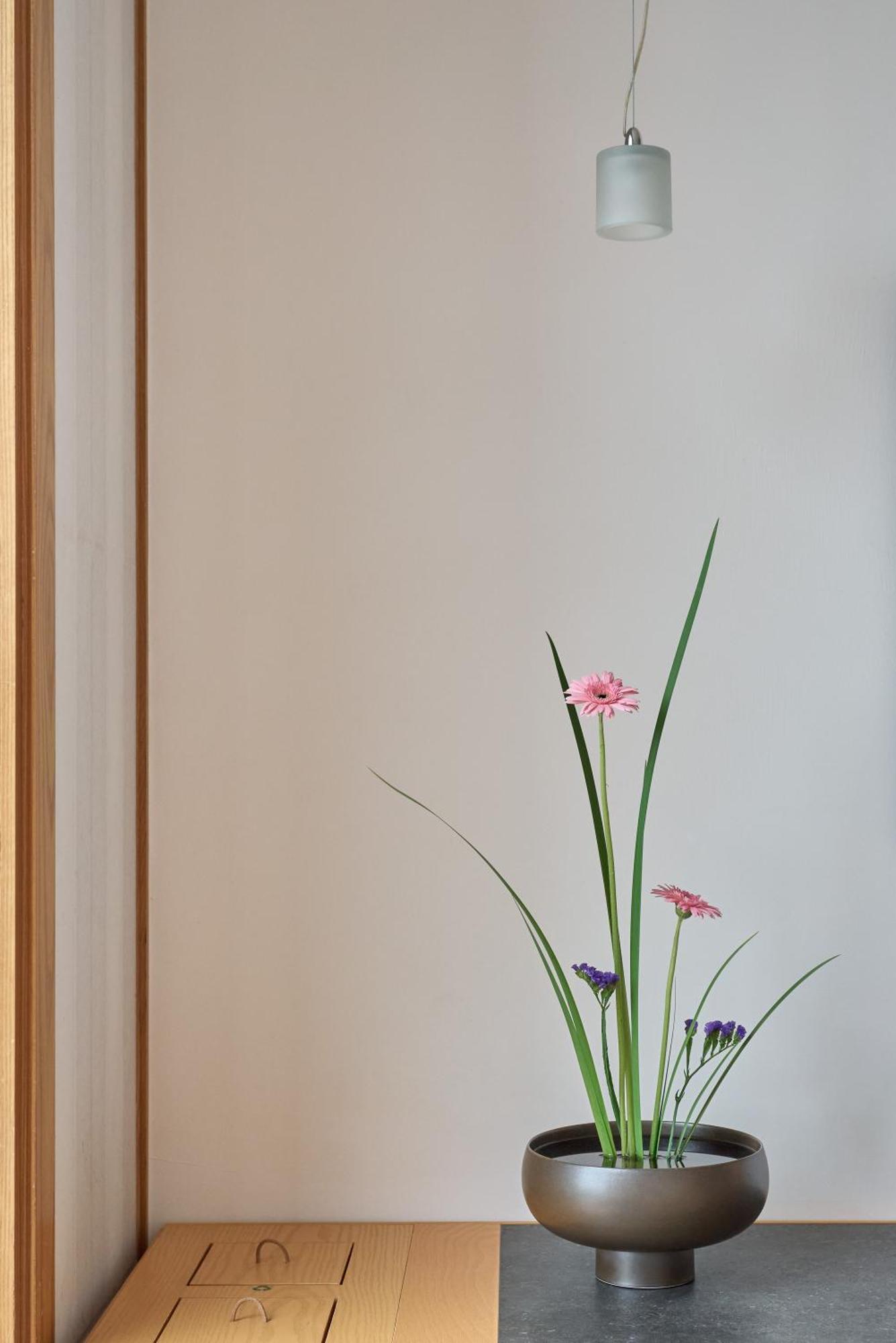 Hotel Royal Chiao Hsi Jiaoxi Extérieur photo Ikebana